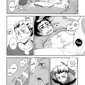 [Megane (Hobi)] Haikyuu! dj – Sakihokoru Kisetsu [Esp] – Gay Manga image 034.jpg